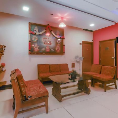 Kaveri Hotel Bed & Breakfast Mysore Buitenkant foto